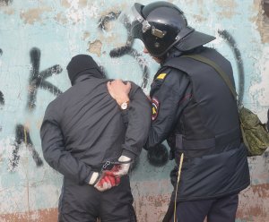 Ольскими полицейскими установлены двое местных жителей, которые совершили кражу самокатов из подъезда